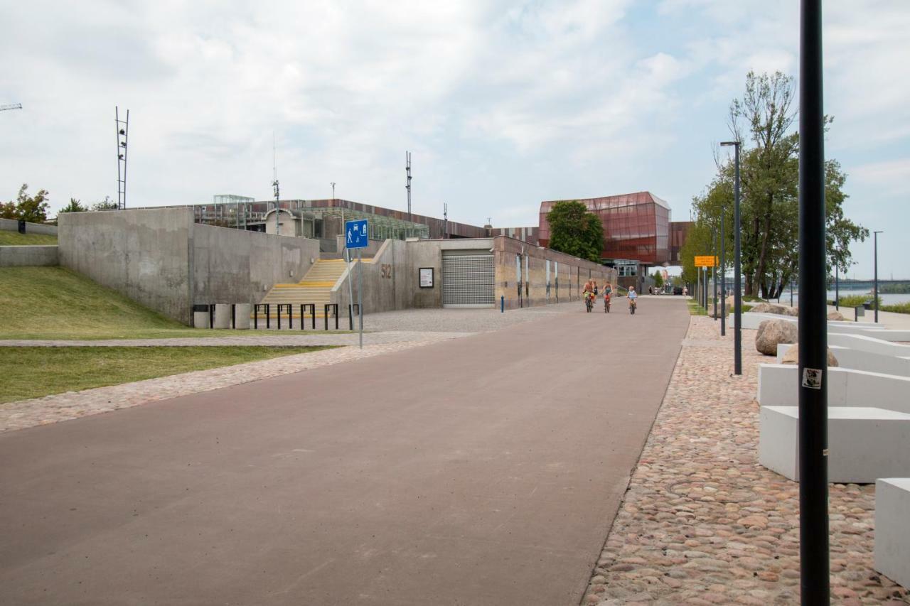 L Ajax Copernicus Center Varsóvia Exterior foto